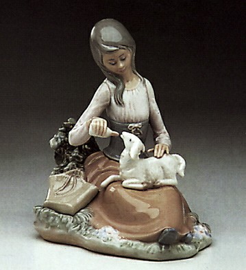 Little Bo Peep 1974-85 by Lladro Image is watermarked for copyright protection and is not present on the actual art work.