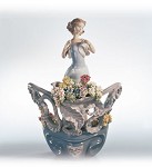 Lladro Love's_first_light_(1500) 1862.