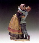 Lladro Mother's_kiss_1980-81&nbsp;2115M 
