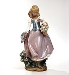 Lladro Winds_of_springtime&nbsp;2458. 