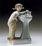 Lladro Clean_up_time_1973-93 4838G
