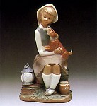 Lladro Girl_with_lantern_1974-90&nbsp;4910G 