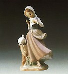Lladro Girl_with_pigeons_1974-90&nbsp;4915G 