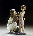 Lladro A_mothers_touch_1993-96 5989G