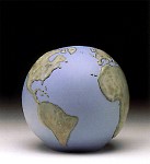 Lladro Globe_paperweight&nbsp;6138, 
