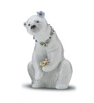 Lladro Resting_polar_bear_with_flowers_1997-01&nbsp;6355G 