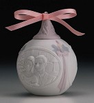 Lladro Our_first_christmas_1997&nbsp;6538. 