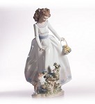 Lladro Sunday_stroll_1999-02&nbsp;6639G. 