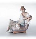 Lladro Reading_companion_2001-02&nbsp;6768G. 