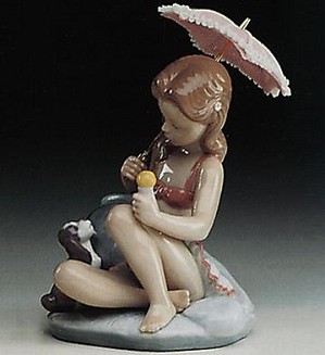 Lladro Monday's Child (girl) 1993-97-6012G