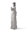 Lladro_Have A Flower
