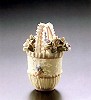 Sm.rnd.basket W/pink Lace  1987-91 by Lladro
