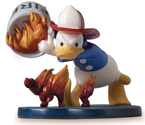 WDCC Disney Classics Mickey's Fire Brigade Donald Duck Duck A Fire 