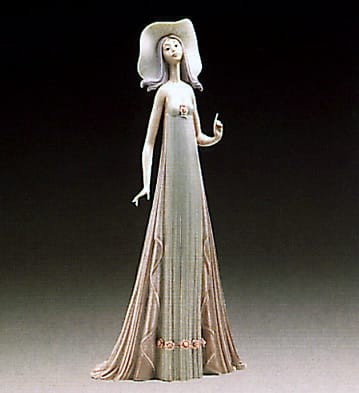 Lladro The Debutante Porcelain Figurine