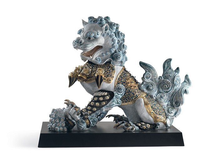 Lladro Guardian Lioness - Blue 
