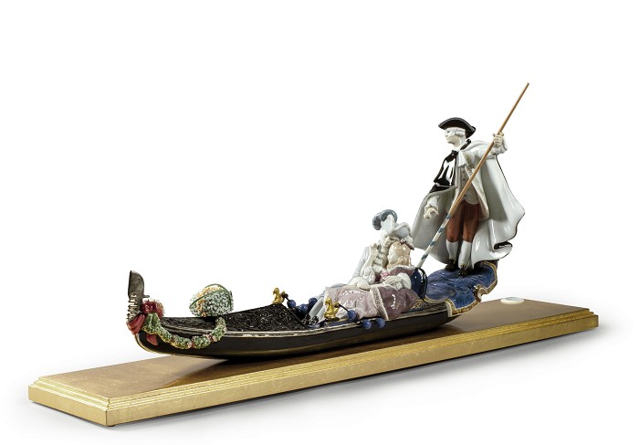 Lladro Gondola in Venice Porcelain Figurine