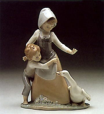 Lladro Avoiding the Goose Porcelain Figurine