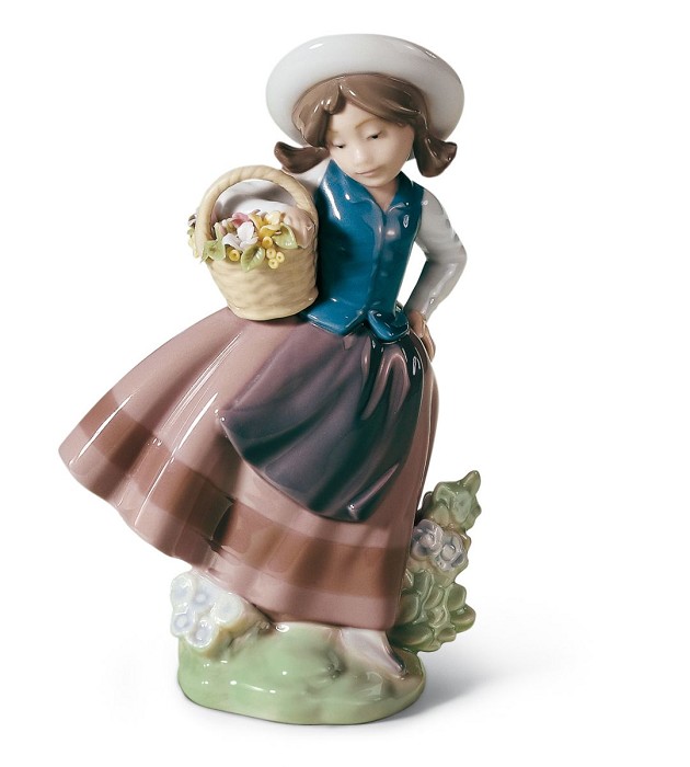 Lladro Sweet Scent Porcelain Figurine