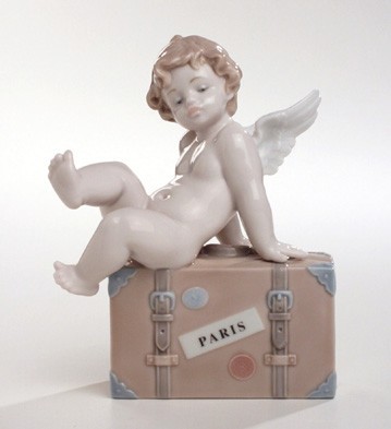 Lladro Travel the World of Lladro (Paris)  Porcelain Figurine
