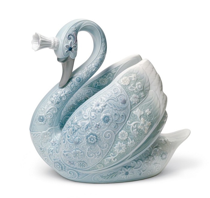 Lladro The Swan Princess Porcelain Figurine