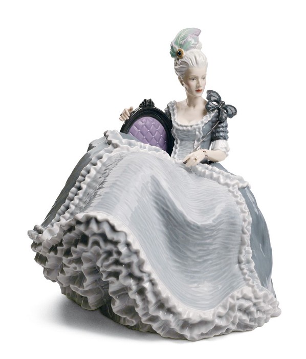 Lladro Rococo Lady at the Ball Porcelain Figurine