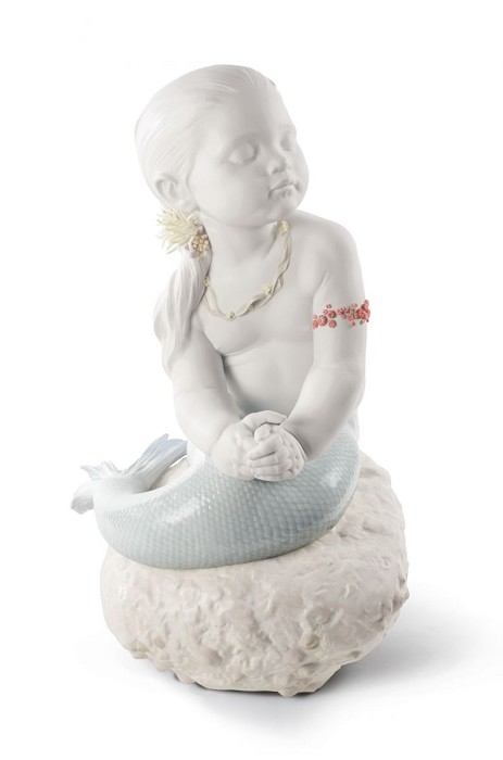 Lladro PRINCESS OF THE WAVES Porcelain Figurine