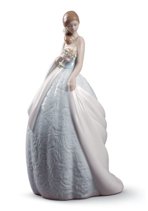 Lladro Her Special Day Porcelain Figurine