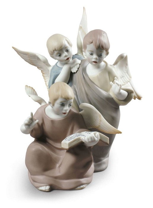 Lladro Angelic Voices Porcelain Figurine