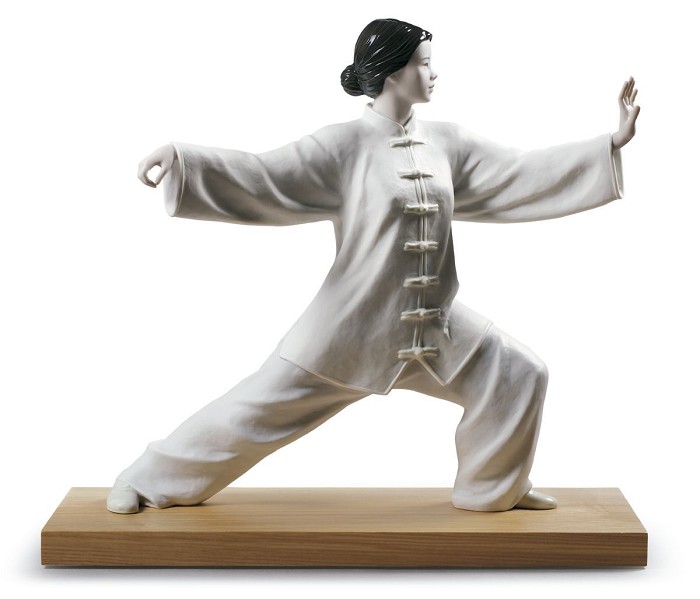 Lladro Tai Chi Porcelain Figurine