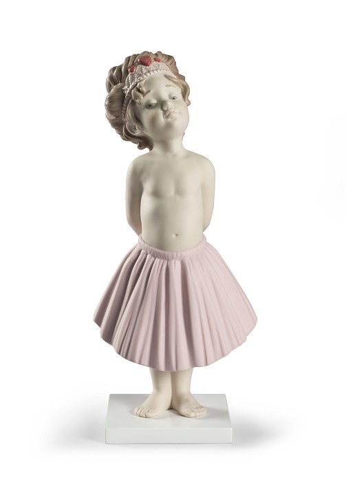 Lladro Girl's Fun Porcelain Figurine