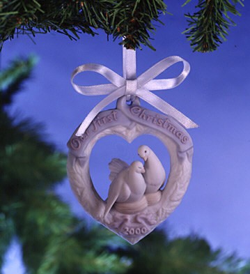 Lladro Our First Christmas 2000 Porcelain Figurine