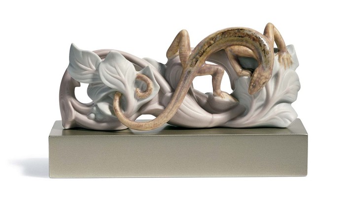 Lladro Lizard Porcelain Figurine