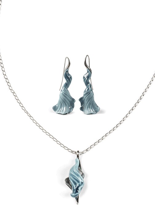 Lladro Jewelry Aquarium Pendant & Earrings Set 