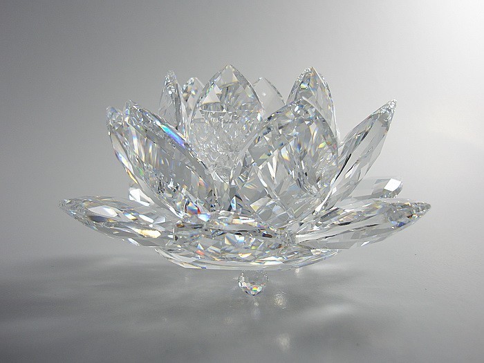 Swarovski Crystal Swarovski Waterlily Candleholder Large Crystal