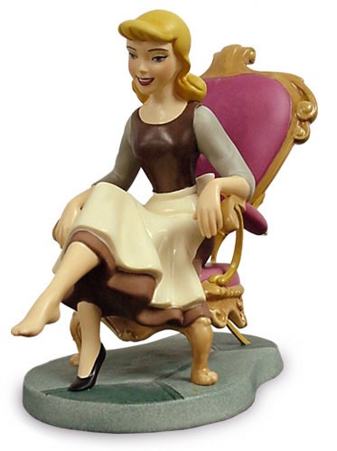 WDCC Disney Classics Cinderella Fit For A Princess  Porcelain Figurine