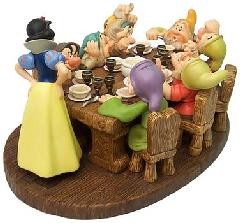 WDCC Disney Classics Snow White And The Seven Dwarfs Soup's On Porcelain Figurine