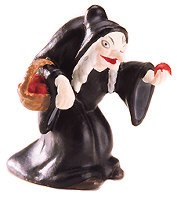 WDCC Disney Classics Snow White Old Hag Miniature Porcelain Figurine