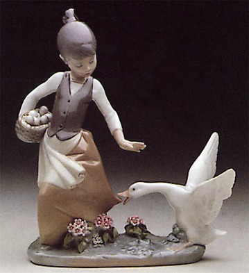 Lladro Aggressive Goose 1974-95 Porcelain Figurine