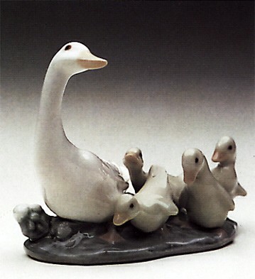 Lladro Ducklings Porcelain Figurine