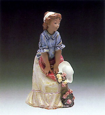 Lladro Maiden 1978-88 Porcelain Figurine