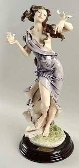 Giuseppe Armani Daphne Ltd 4750 Sculpture