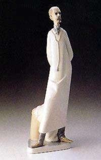Lladro Doctor Reduced 1969-89 Porcelain Figurine
