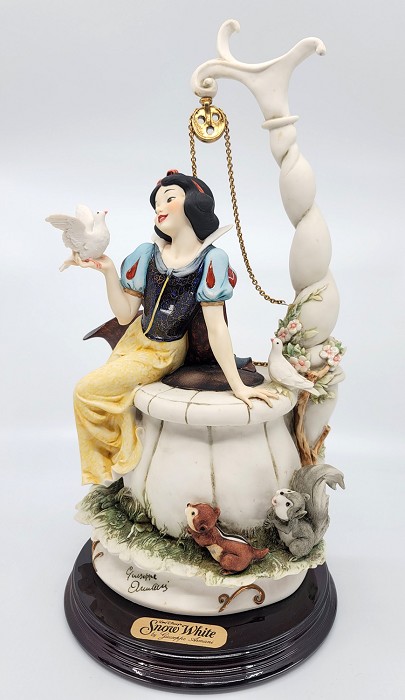 Giuseppe Armani Snow White Wishing Well Hand Signed Sculpture