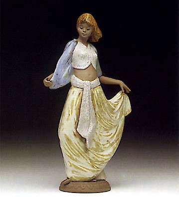 Lladro Free Spirit 1992-94 Porcelain Figurine
