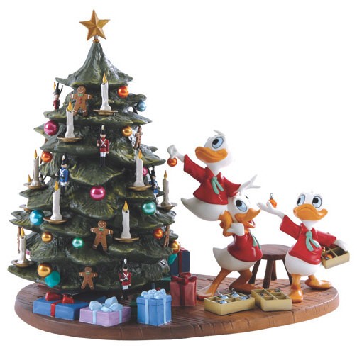 WDCC Disney Classics Mickeys Christmas Carol Holiday Helpers Porcelain Figurine