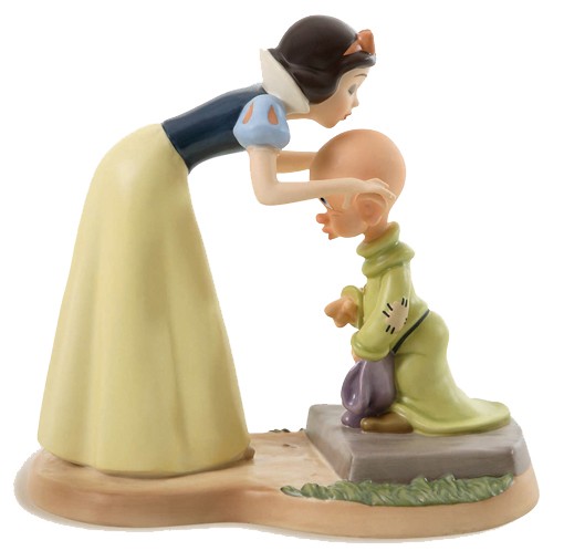 WDCC Disney Classics Snow White And Dopey A Sweet Send Off Porcelain Figurine