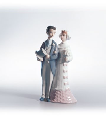 Lladro Wedding 1972-04 Porcelain Figurine