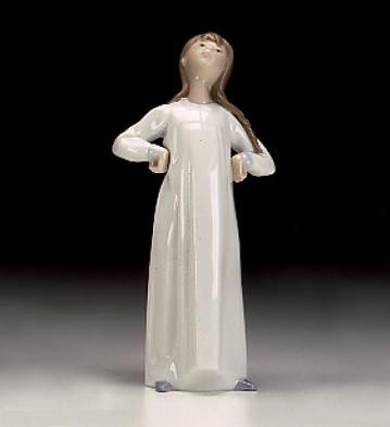 Lladro Girl Stretching 1974-99 Porcelain Figurine