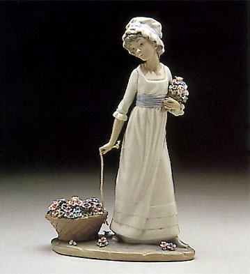 Lladro Wild Flower 1979-94 Porcelain Figurine