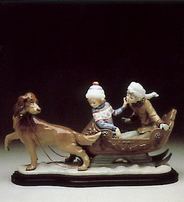 Lladro Sleigh Ride 1980-96 Porcelain Figurine